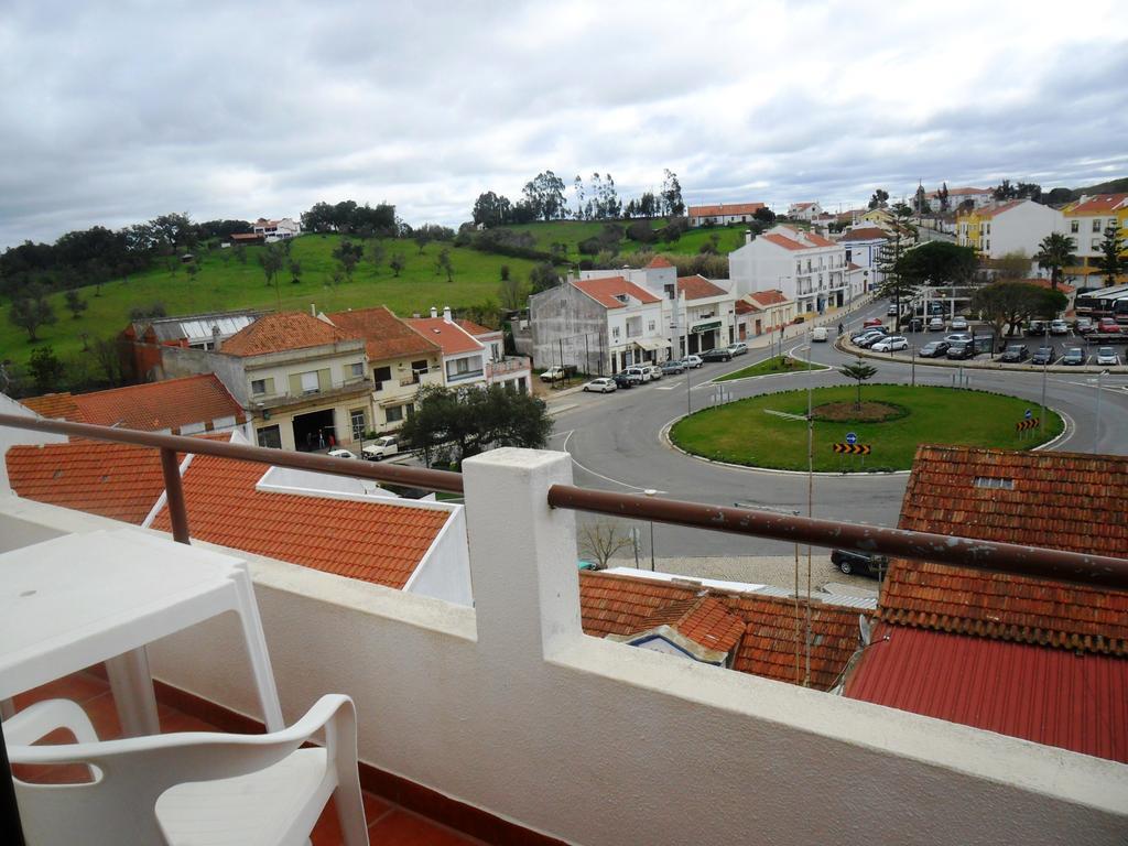 Apartamentos Bau-Doce Cercal do Alentejo Bilik gambar